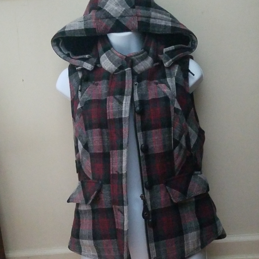 Wool vest